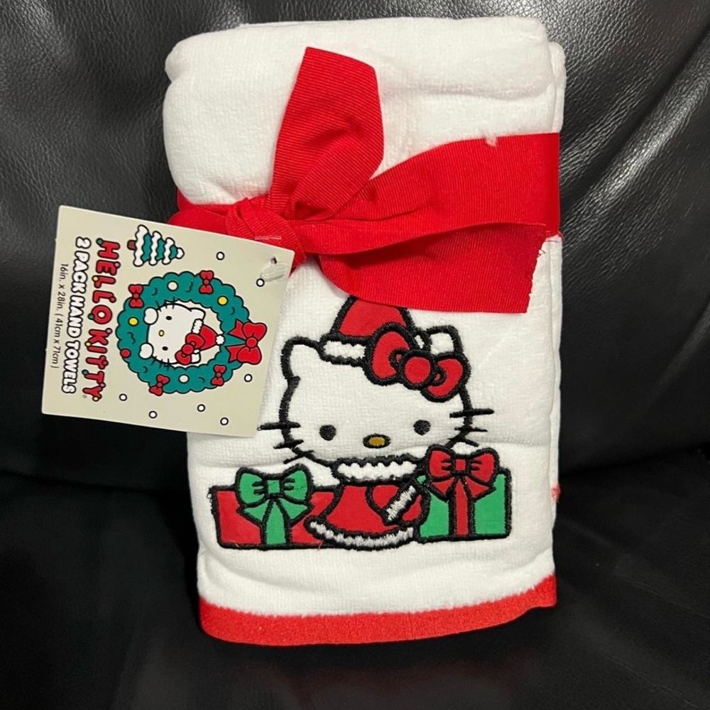 HELLO KITTY Hello Presents Hand Towels Set of 2 - Hello Kitty Hand Towels